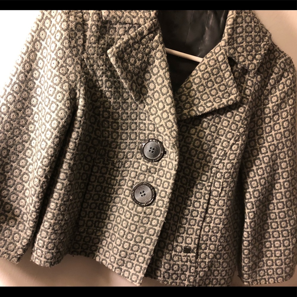 DKNY cropped jacket gray, lined, great condition